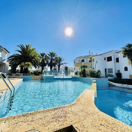 Lavanda - 2 Bedrooms - 3 Level Pool - Garden - Beach 1Km Estômbar Eksteriør bilde