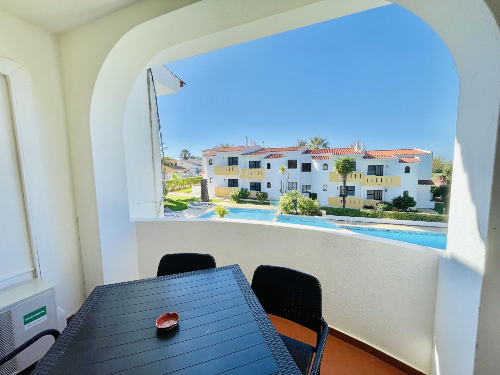 Lavanda - 2 Bedrooms - 3 Level Pool - Garden - Beach 1Km Estômbar Eksteriør bilde