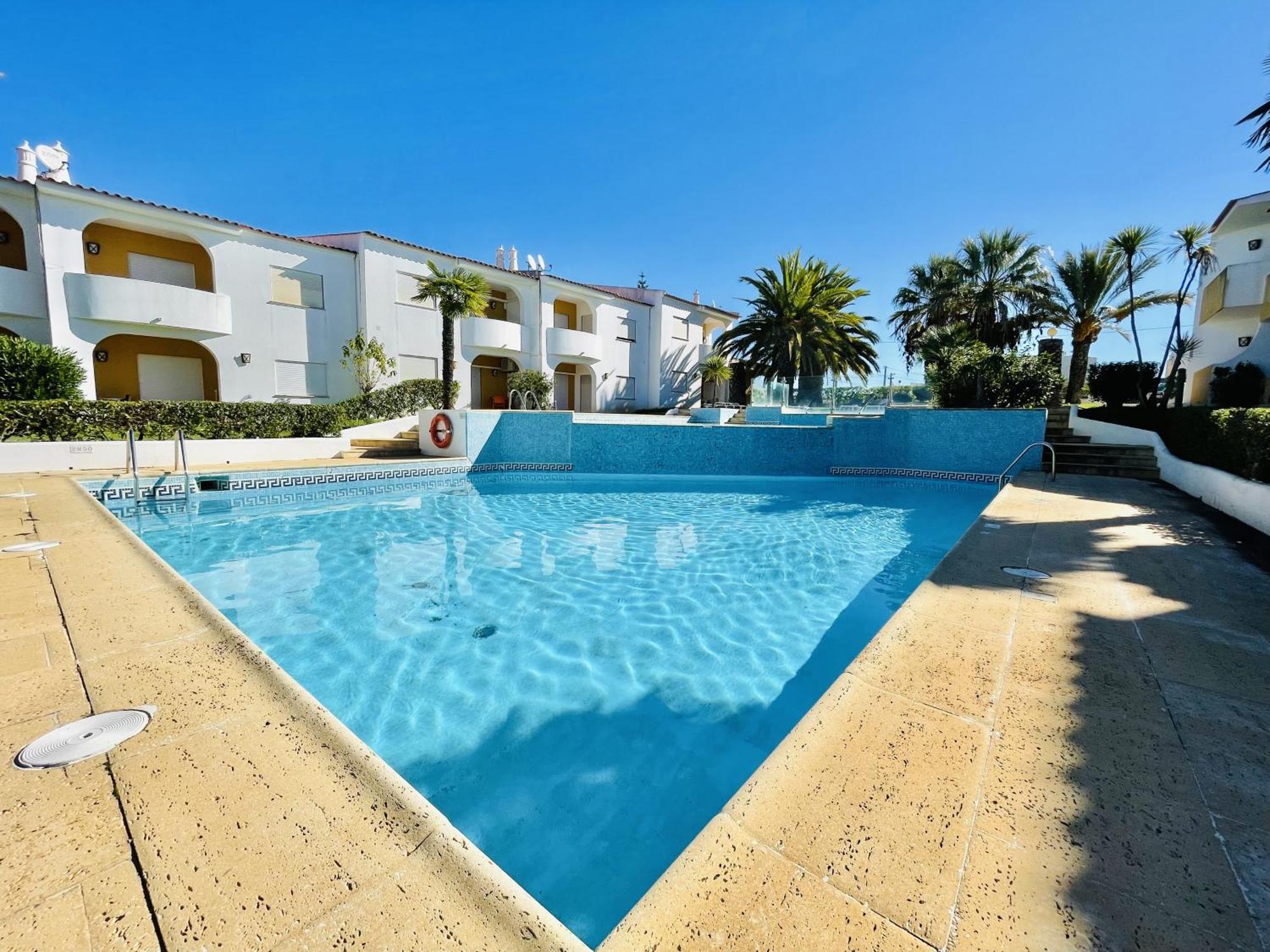Lavanda - 2 Bedrooms - 3 Level Pool - Garden - Beach 1Km Estômbar Eksteriør bilde
