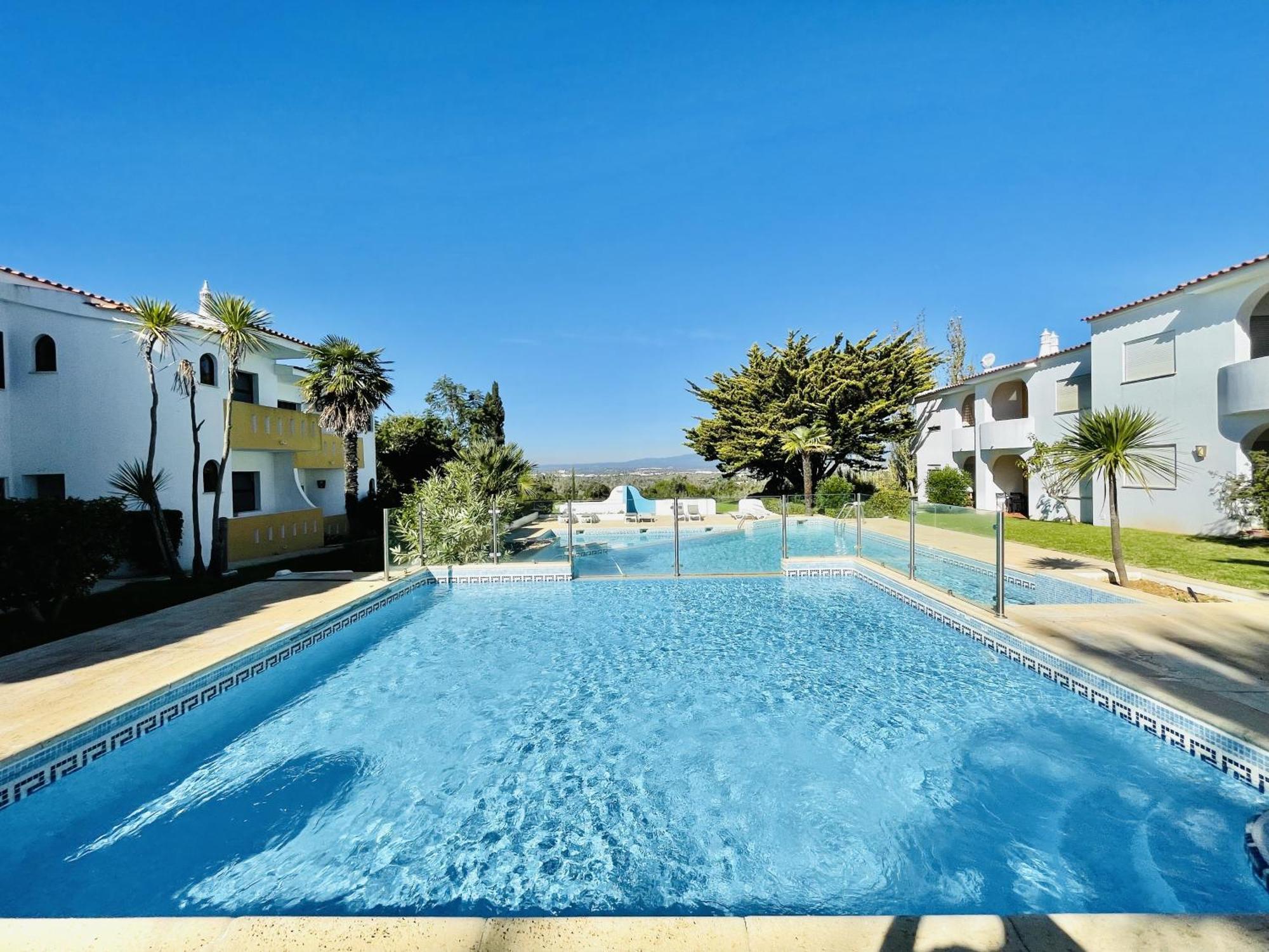 Lavanda - 2 Bedrooms - 3 Level Pool - Garden - Beach 1Km Estômbar Eksteriør bilde