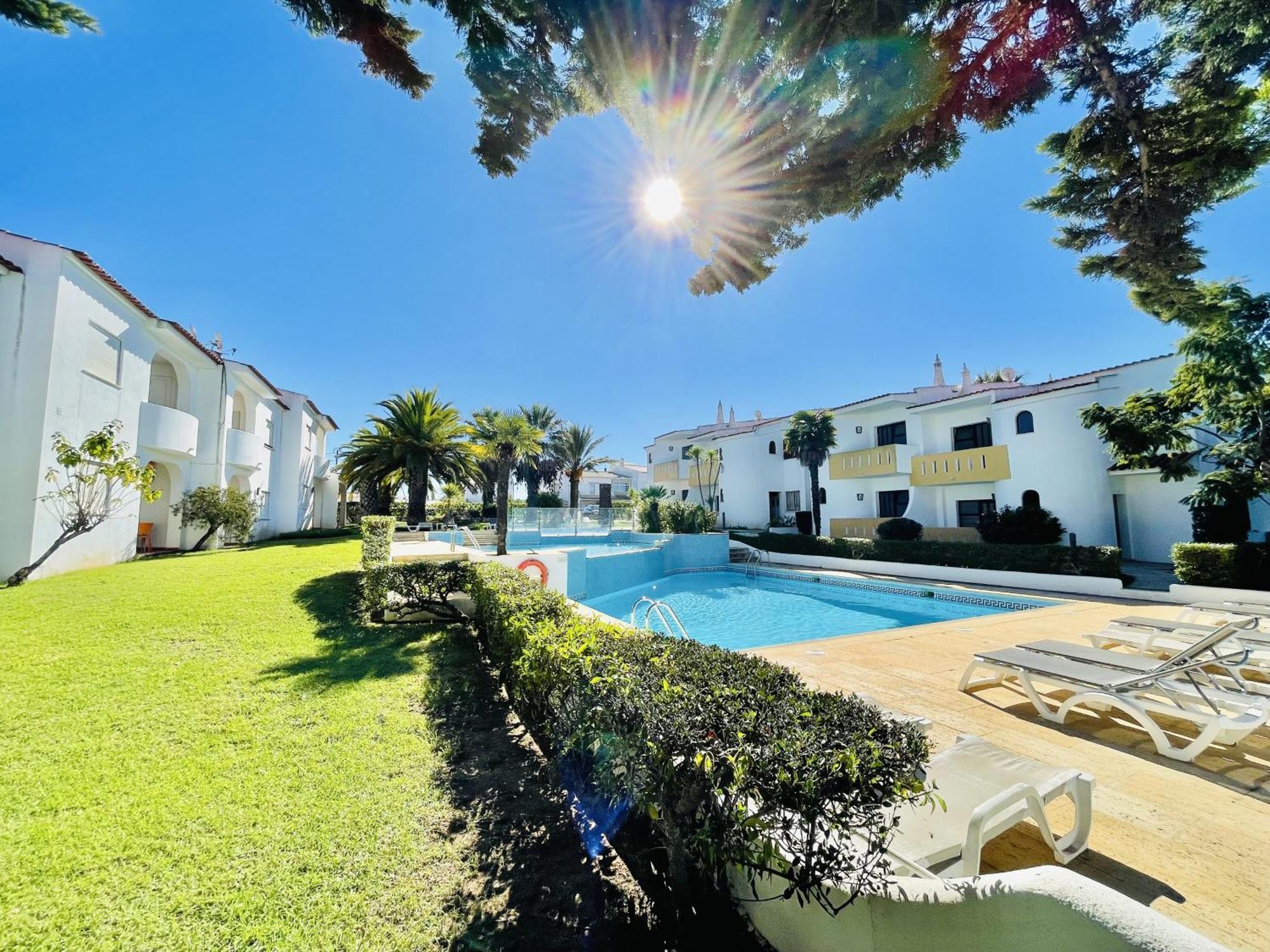Lavanda - 2 Bedrooms - 3 Level Pool - Garden - Beach 1Km Estômbar Eksteriør bilde